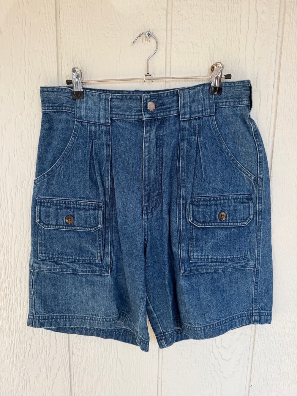 Cabela's 7 Pocket Hiker Blue Denim Cargo Shorts for women